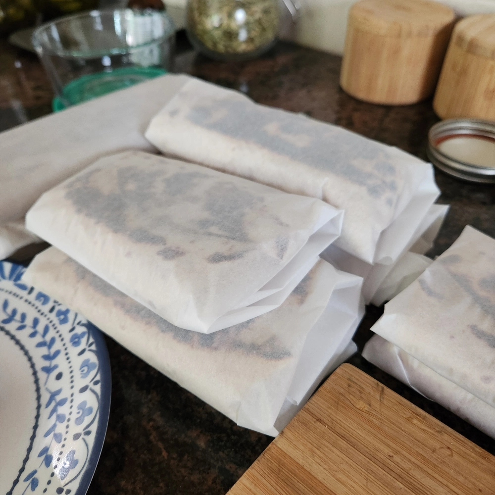 Breakfast wraps in parchment paper